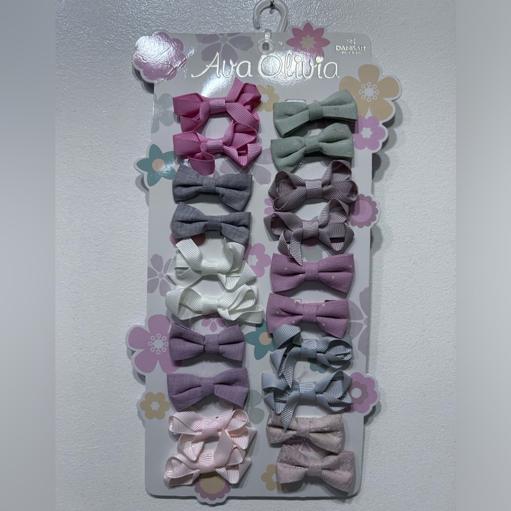 NWOT  Danbar Ava Olivia Baby‎ Girl 20 Pieces Bow Tie Hair Clips